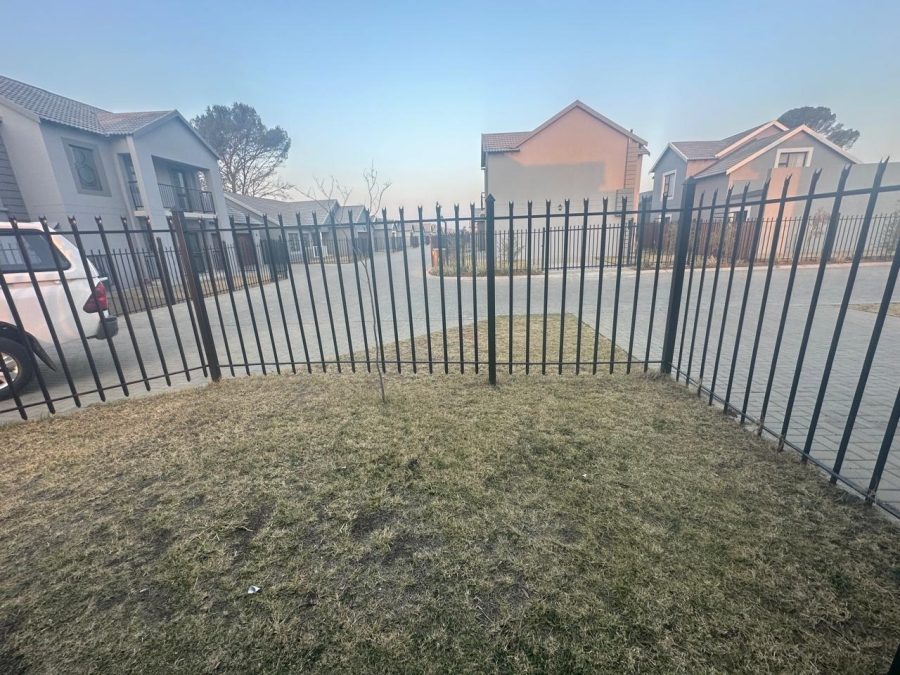 4 Bedroom Property for Sale in Bloemspruit Free State